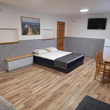 Hotel Lesne Zacisze à Mikoszewo Extérieur photo