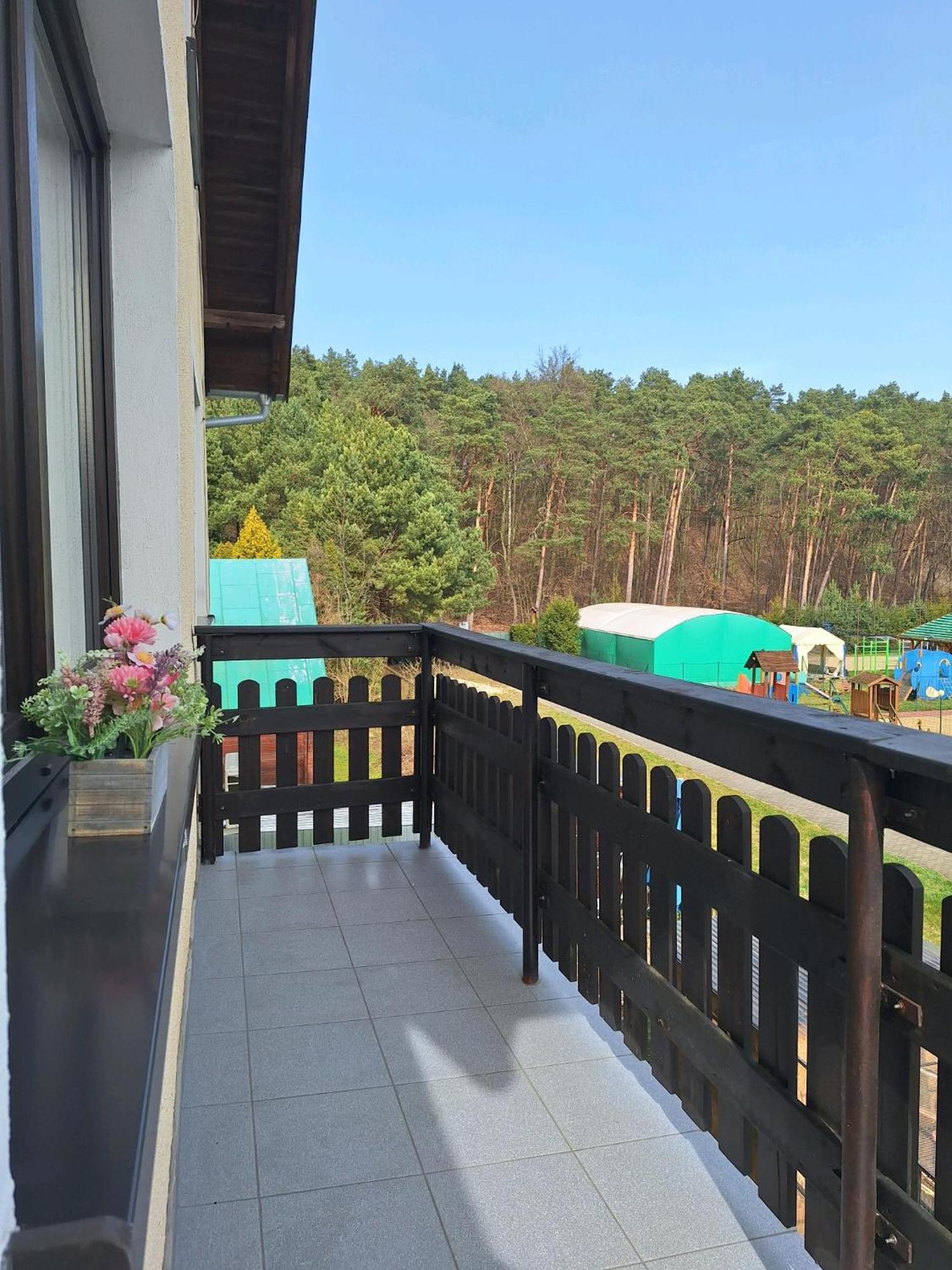 Hotel Lesne Zacisze à Mikoszewo Extérieur photo
